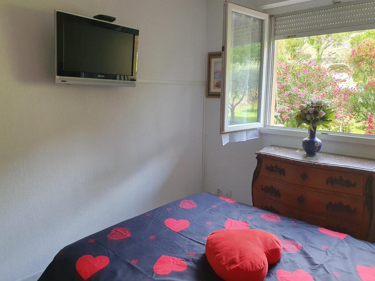 Appartement Yoyo. ม็องตง ภายนอก รูปภาพ